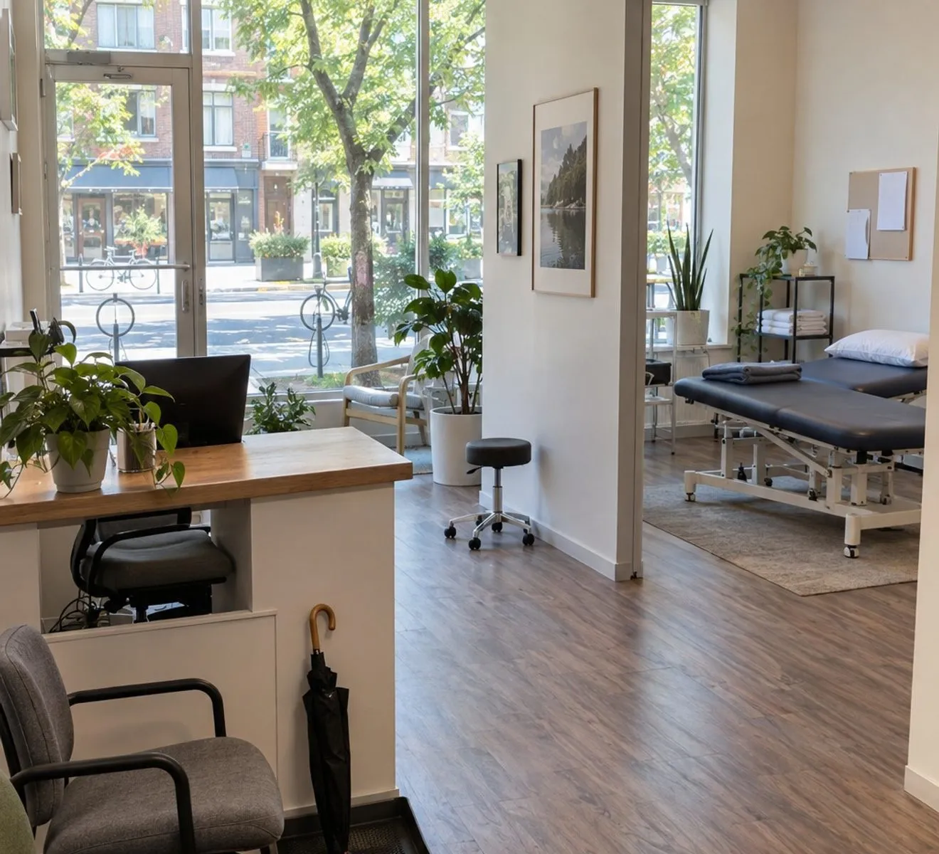 The reception and treatment area at Northlight Physiotherapy